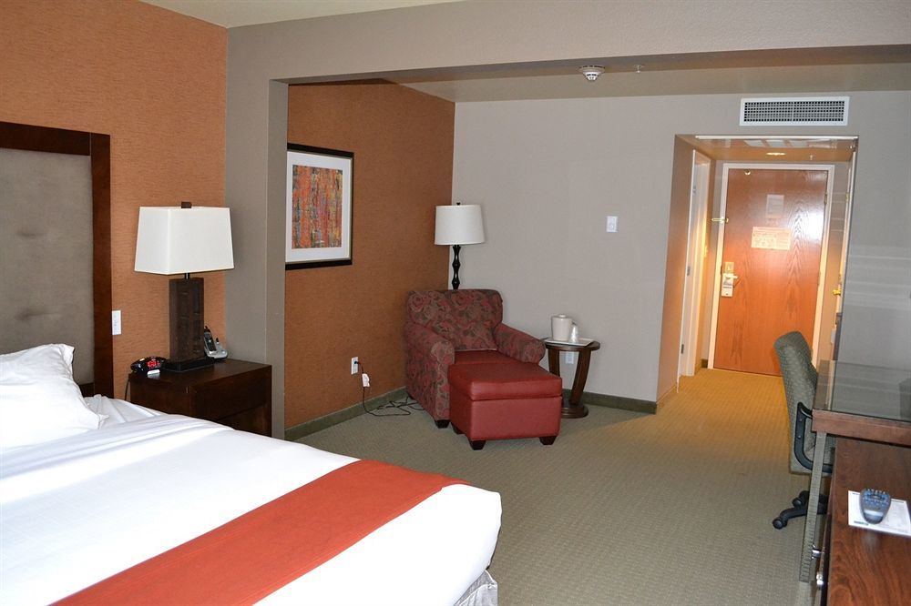 Holiday Inn Express & Suites Bozeman West By Ihg Екстериор снимка